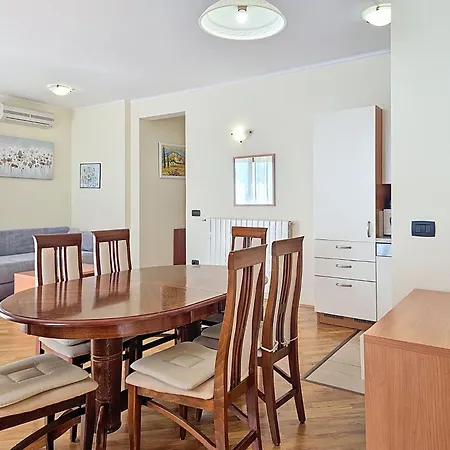 Teuta-2 By Interhome Apartman Umag