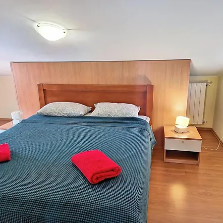 Appartement Teuta-2 By Interhome